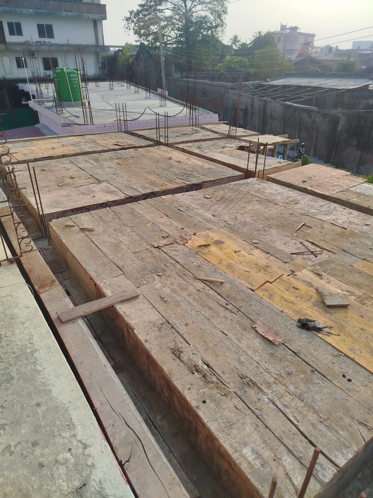 - GG 2577936 Rotary clean and green sanitation hub